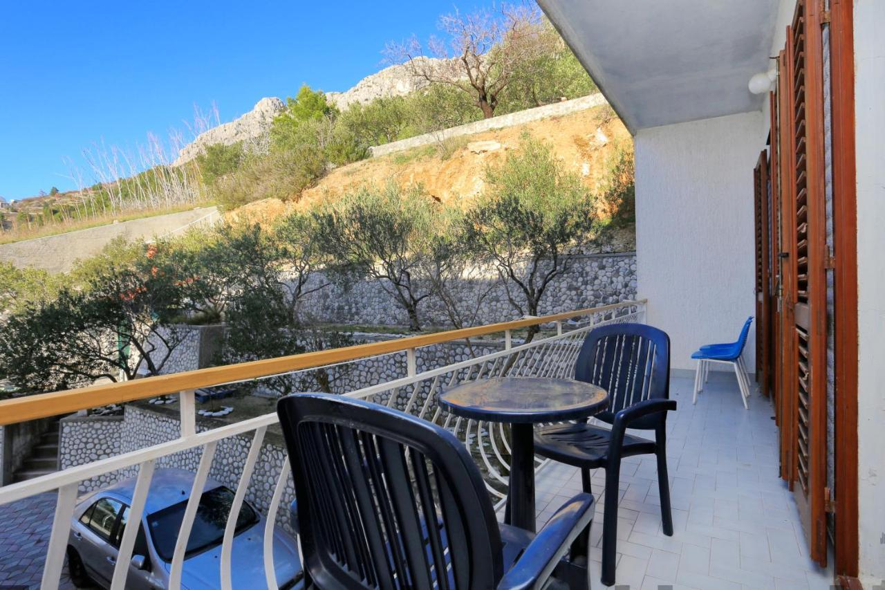 Apartments With A Parking Space Brela, Makarska - 18495 Kültér fotó